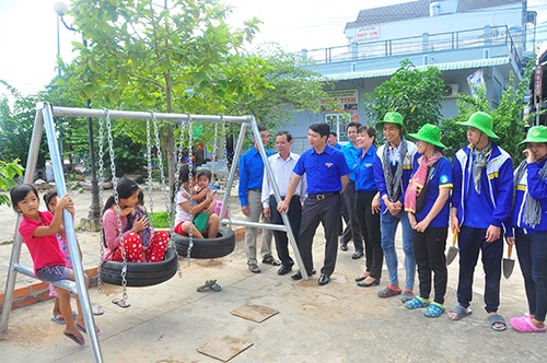 Sản phẩm của thanh niên là kết tinh tình cảm, trí tuệ - ảnh 1