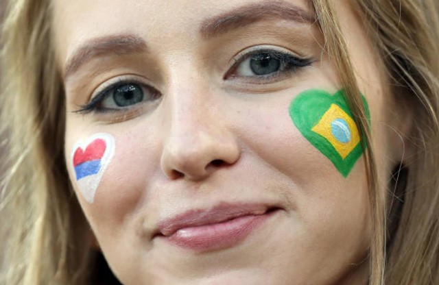 Dàn kiều nữ Brazil ‘đốt cháy’ khán đài World Cup 2018 - ảnh 2