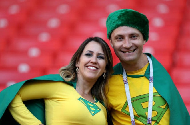 Dàn kiều nữ Brazil ‘đốt cháy’ khán đài World Cup 2018 - ảnh 7
