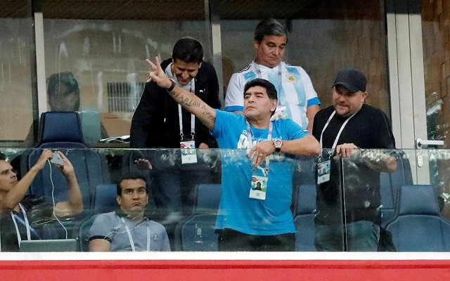 Tiết lộ số tiền khủng mà FIFA phải chi trả cho Maradona - ảnh 1