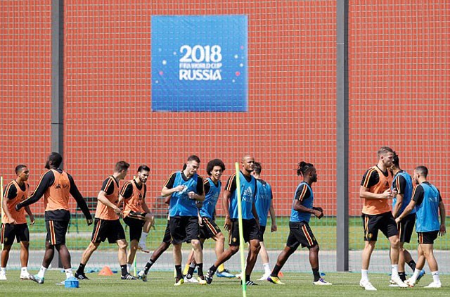 HLV tuyển Bỉ đón sinh nhật đặc biệt tại World Cup 2018 - ảnh 2