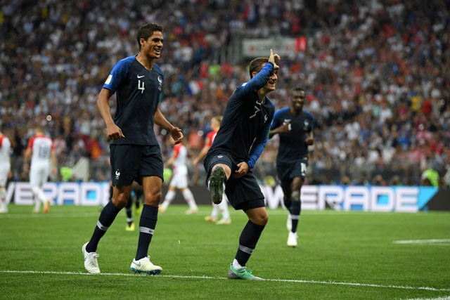 Cận cảnh ĐT Pháp đả bại Croatia 4-2, lên ngôi vô địch - ảnh 16