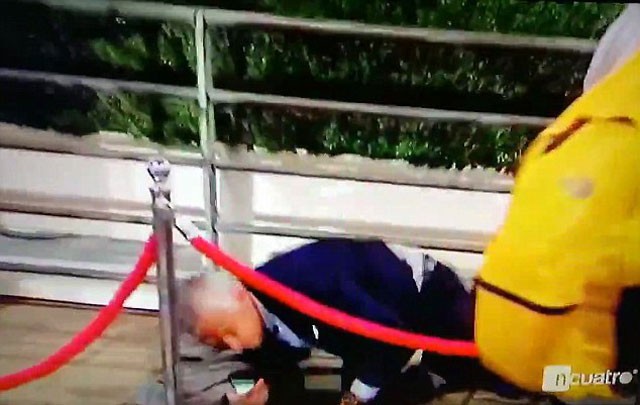 Mourinho ngượng ‘chín mặt’ vì bị ‘vồ ếch’ tại sân Wembley - ảnh 3