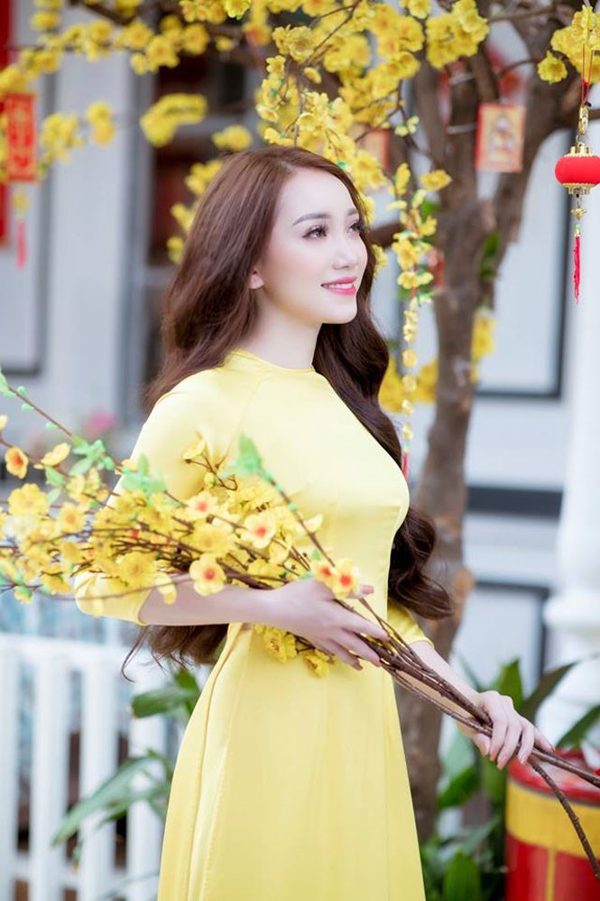 Ngắm cô bạn gái đẹp như hot girl của hậu vệ Vũ Văn Thanh - ảnh 4