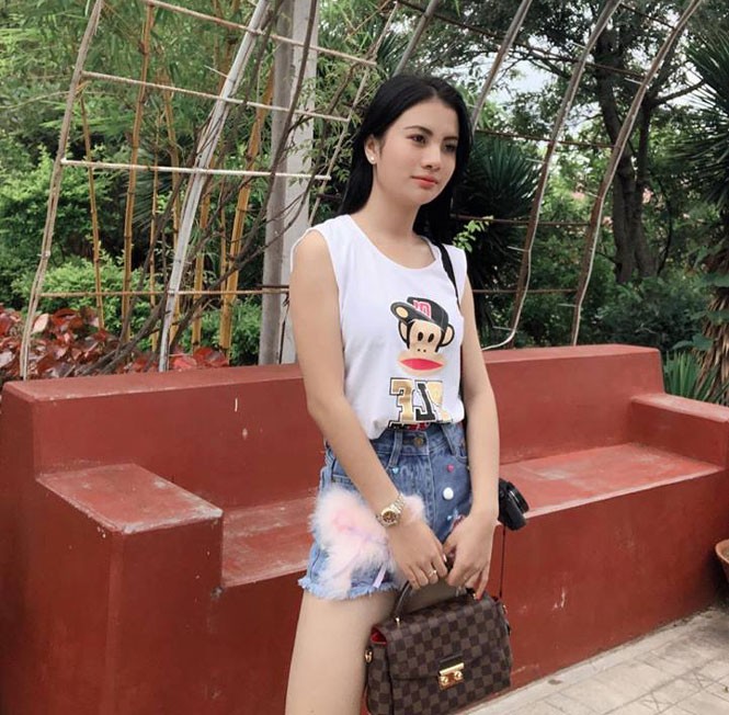 ‘Phát sốt’ trước dung nhan xinh đẹp của nữ CĐV ĐT Myanmar - ảnh 6