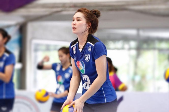 Dung nhan xinh đẹp của ‘thiên thần bóng chuyền’ Thái Lan - ảnh 5