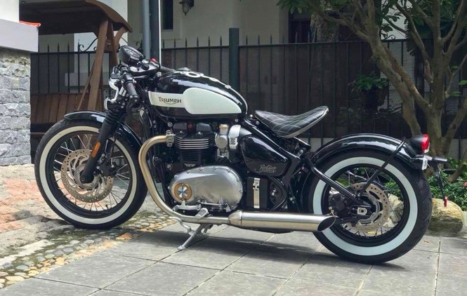 Triumph Bonneville Bobber độ của biker Sài Gòn - ảnh 2