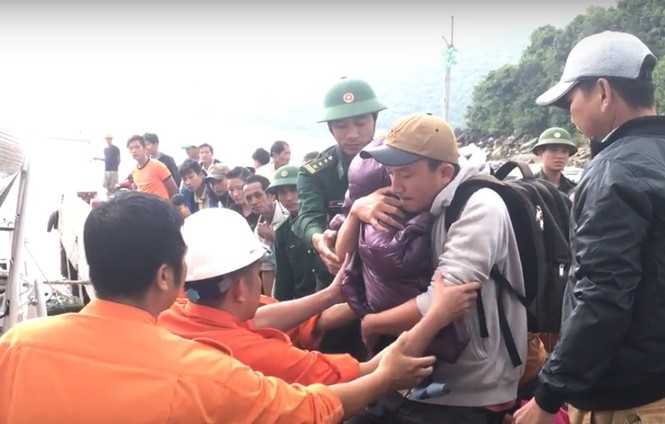 Cứu cháu bé trên đảo Cù Lao Chàm - ảnh 1