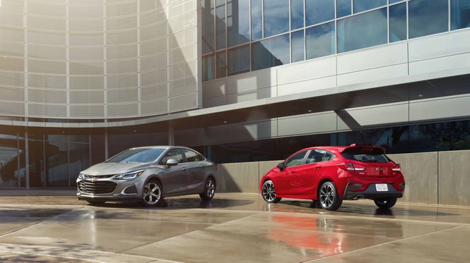 Chevrolet Cruze 2019 có thêm bản RS - ảnh 1