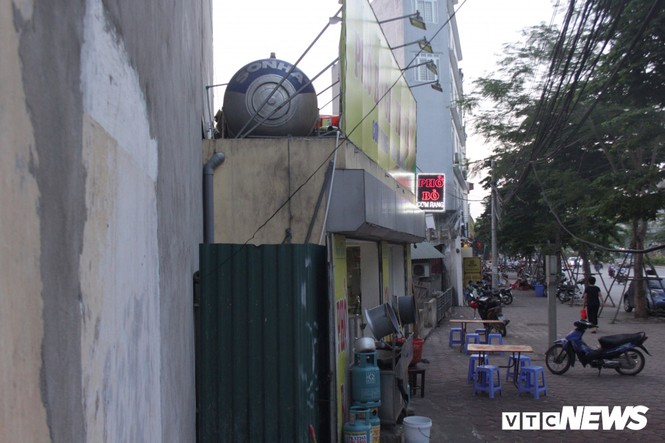 Những căn nhà siêu mỏng 'đắt hơn vàng' tại Hà Nội - ảnh 11