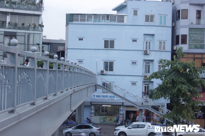 Những căn nhà siêu mỏng 'đắt hơn vàng' tại Hà Nội - ảnh 6