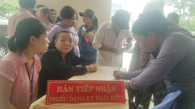 Tiếp xúc cử tri ở TP.HCM - ảnh 4