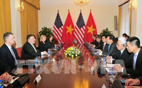 Phó Thủ tướng Phạm Bình Minh hội đàm với Ngoại trưởng Michael Pompeo - ảnh 1