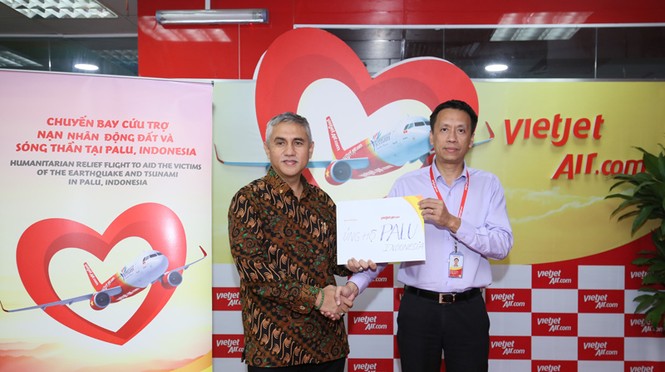 Chuyến bay 'Kết nối yêu thương của Vietjet đã tới Indonesia - ảnh 8