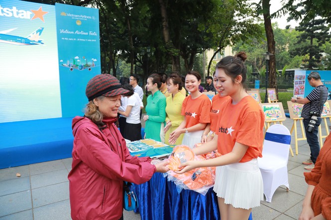Vietnam Airlines Festa thu hút đông đảo người dân Thủ đô dịp cuối tuần - ảnh 9