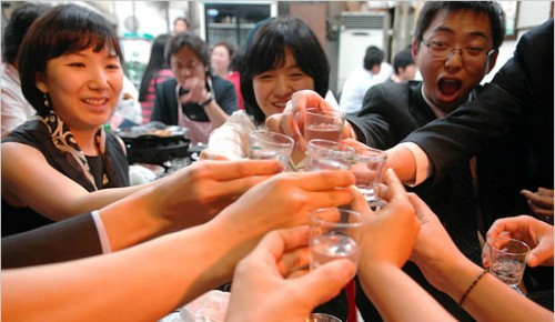 uong-ruou-7112-1423528504.jpg