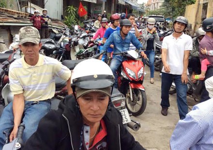 Hàng nghìn người đưa tiễn ông Nguyễn Bá Thanh - ảnh 8