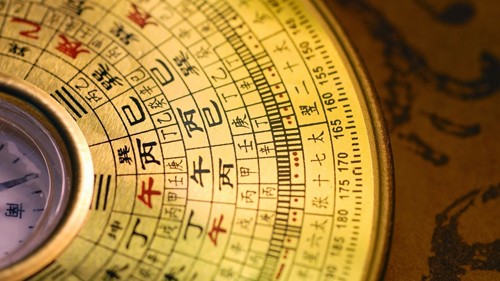 Phong thủy: Tin quá hóa vụng dại - ảnh 1