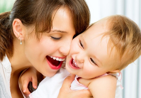 10 dấu hiệu nhận biết trẻ thông minh từ khi mới ra đời - ảnh 2