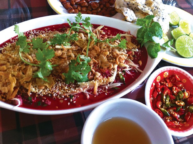 Nên nói không nên ăn tiết canh. Ảnh minh họa.