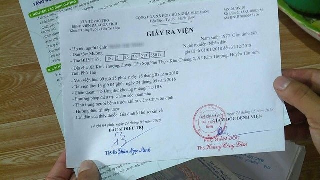 Nghi lây HIV do bác sỹ dùng chung kim tiêm: Có cả trẻ em bị nhiễm? - ảnh 1