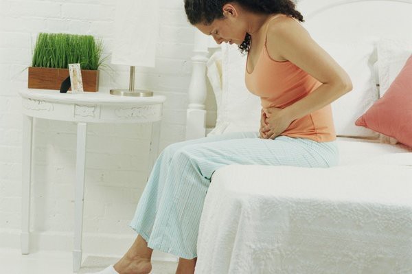 Có những dấu hiệu này hằng ngày, đi khám ung thư đại tràng ngay - ảnh 1