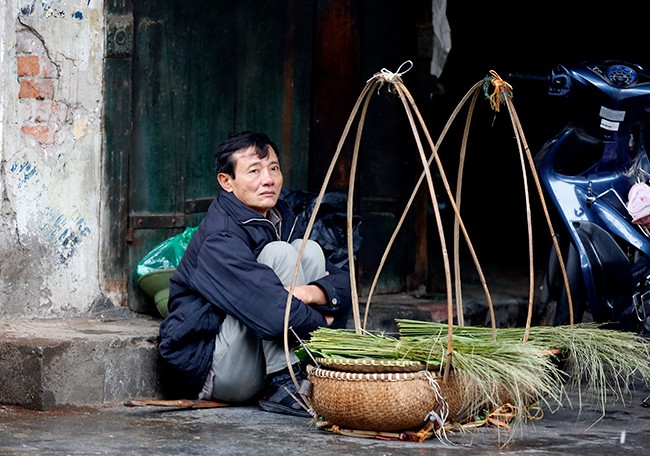 Hà Nội rét nhất từ đầu đông, cuộc sống người dân đảo lộn - ảnh 9