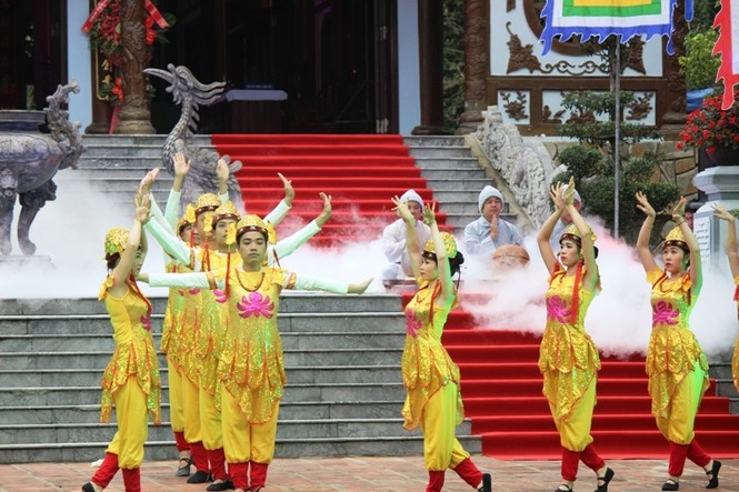Lễ hội đền Huyền Trân - Ngưỡng vọng tiền nhân đầu năm mới - ảnh 2