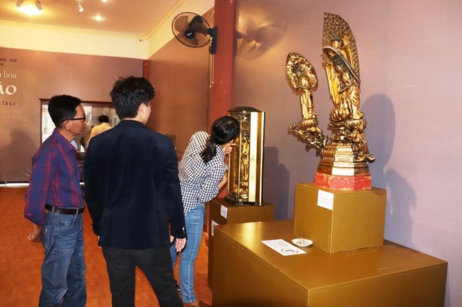 Chiêm ngưỡng tượng Phật quý hiếm hội tụ về cố đô Huế - ảnh 10