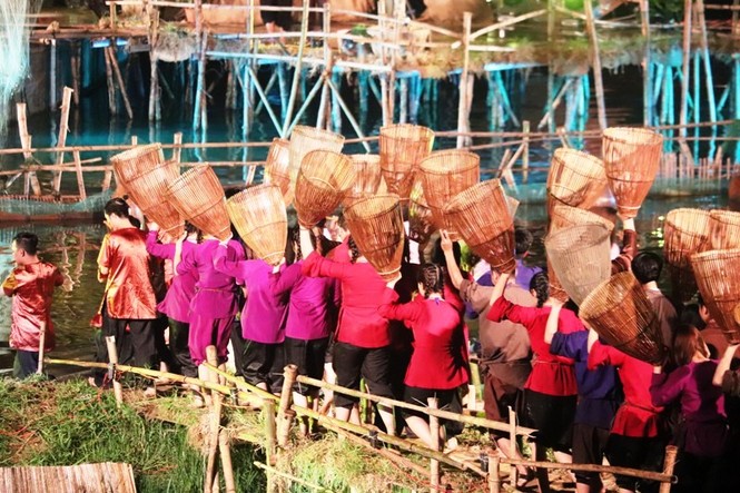 Chân chất, lắng sâu ‘Âm vọng Sông Hương’ - ảnh 28