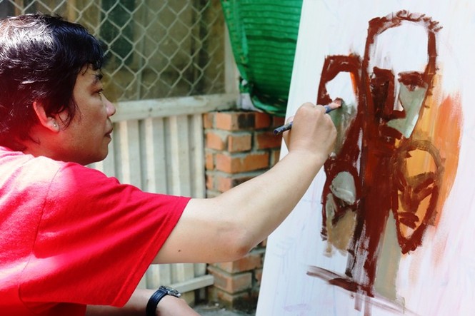 Nghệ sĩ 3 miền về Huế 'vẽ nhạc Trịnh' - ảnh 3
