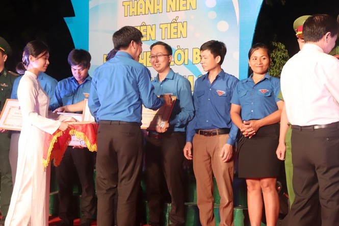 Tuyên dương 18 tập thể, 48 thanh niên tiên tiến làm theo lời Bác - ảnh 7