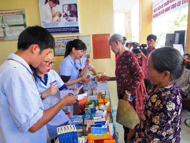 Trao giải thưởng '15 tháng 10' và 'Thanh niên sống đẹp' 2018 - ảnh 9