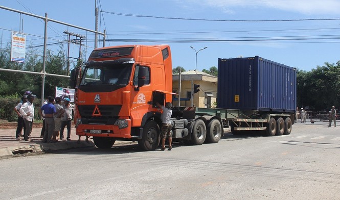 Người phụ nữ chết thẻm trên đường đi chợ về - ảnh 1