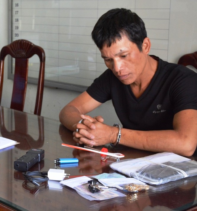 Bắt đối tượng trộm hơn 18 nghìn đô la rồi bỏ trốn - ảnh 1
