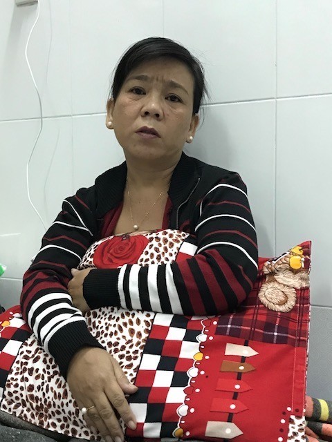 Mới nhất vụ nữ giáo viên bị buộc thôi việc: Yêu cầu rút lại quyết định - ảnh 1