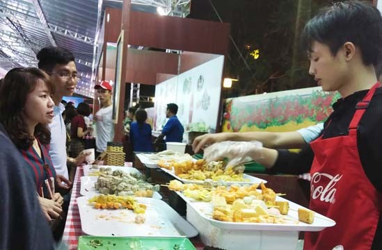 “Miệt mài” với Lễ hội ẩm thực đường phố Đà Nẵng - ảnh 3