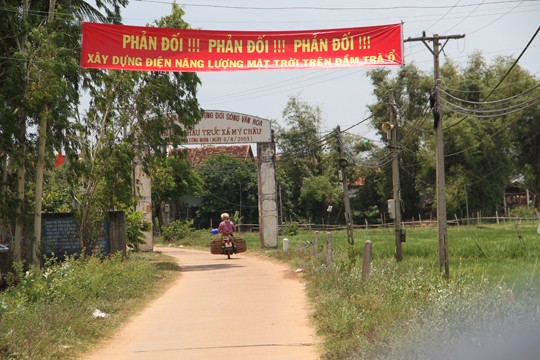 Bình Định: Lãnh đạo hẹn, dân tiếp tục giữ xe cán bộ yêu cầu đối thoại - ảnh 4