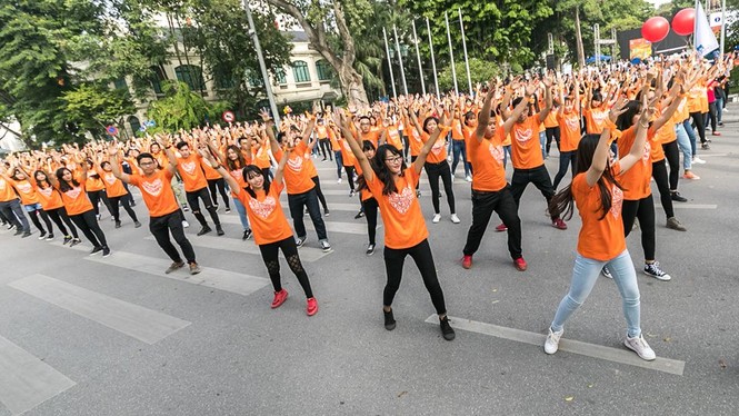Các hoa hậu, nghệ sĩ cùng “Nhảy ! Vì sự tử tế” - ảnh 5