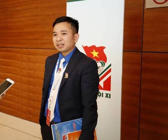 Vượt nửa vòng Trái đất về dự Đại hội XI - ảnh 1