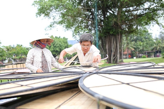 Những linh vật khổng lồ tại đường hoa Nguyễn Huệ - ảnh 3