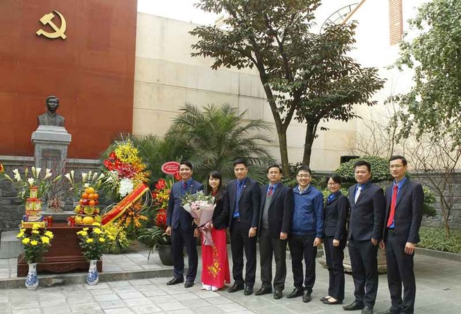 Kết nạp đảng viên mới tại khu Di tích lịch sử cách mạng - ảnh 4