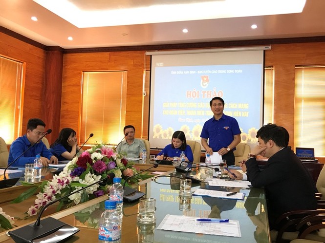 Xây dựng thế hệ trẻ “vừa hồng, vừa chuyên” - ảnh 1