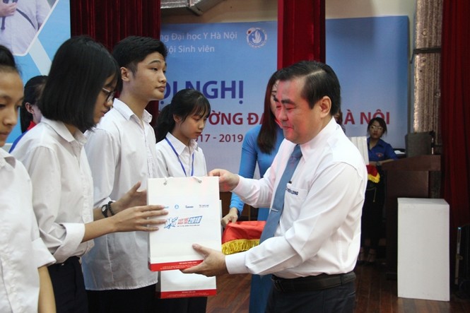 Khởi động chương trình Tiếp sức mùa thi 2018 - ảnh 2