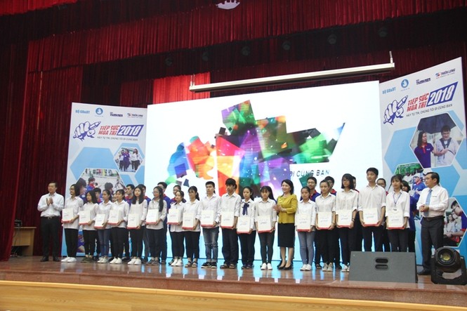 Khởi động chương trình Tiếp sức mùa thi 2018 - ảnh 3