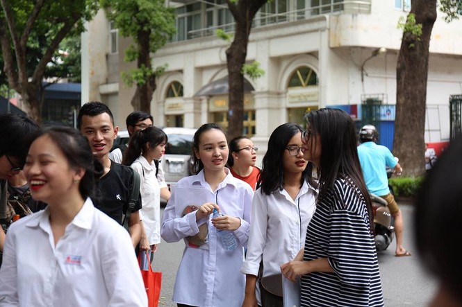 Đồng hành, hỗ trợ sĩ tử vượt vũ môn - ảnh 5