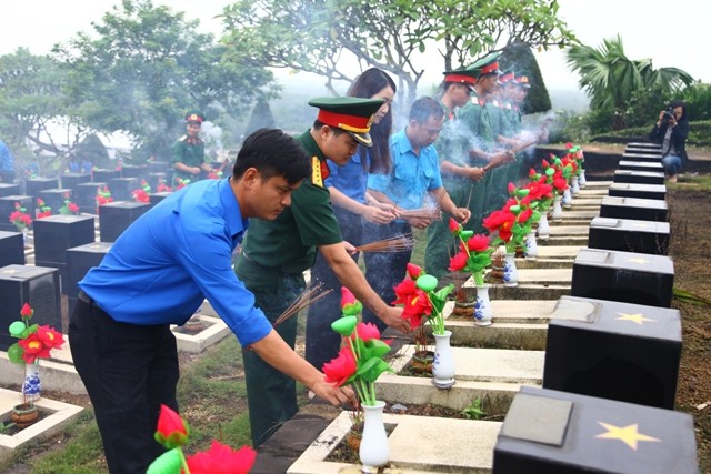 Ra quân Chủ nhật xanh 'Vì một Việt Nam xanh' - ảnh 4