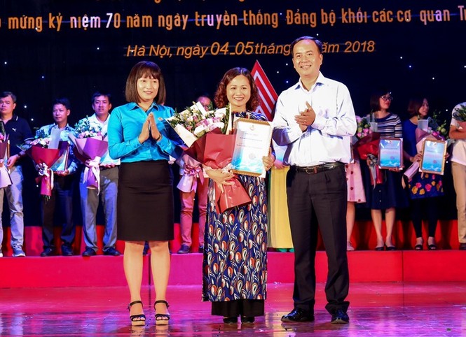 Ấn tượng Hội diễn 'Bài ca đi cùng năm tháng' - ảnh 1