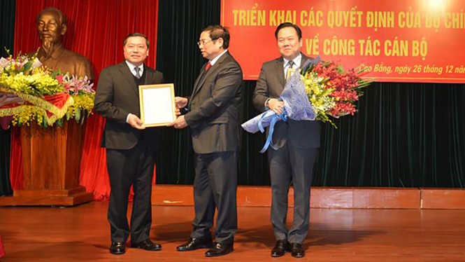 Những thay đổi nhân sự chủ chốt ở địa phương đáng chú ý năm 2017 - ảnh 1