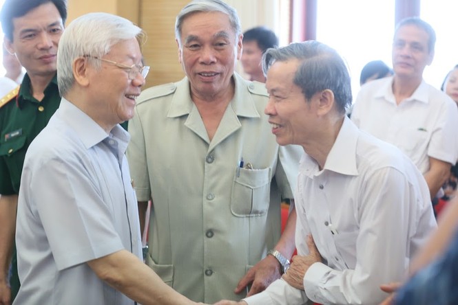 Tổng Bí thư: Không gương mẫu thì làm cán bộ làm gì? - ảnh 1